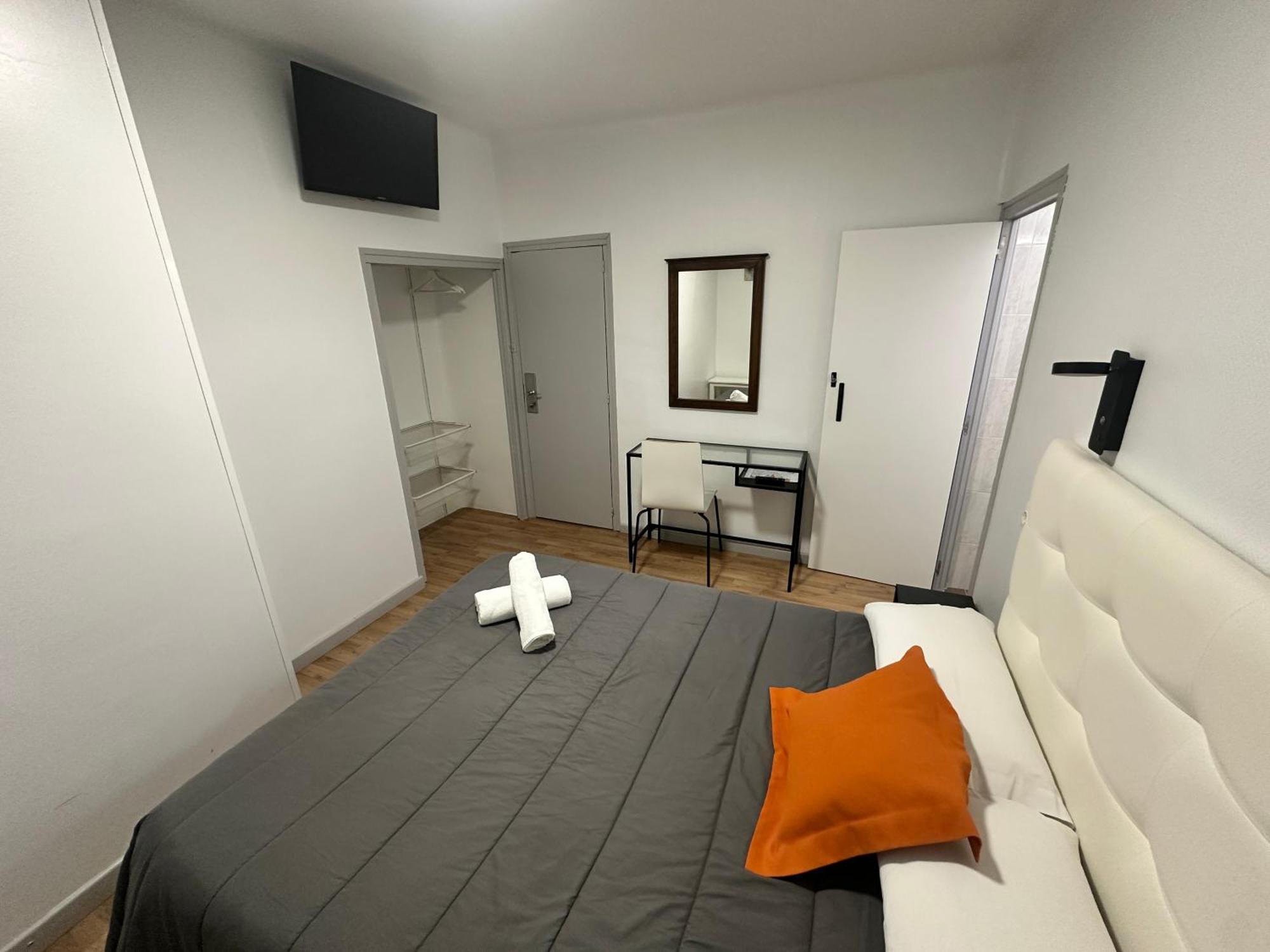 Hostal Ars Puigcerdà Zewnętrze zdjęcie