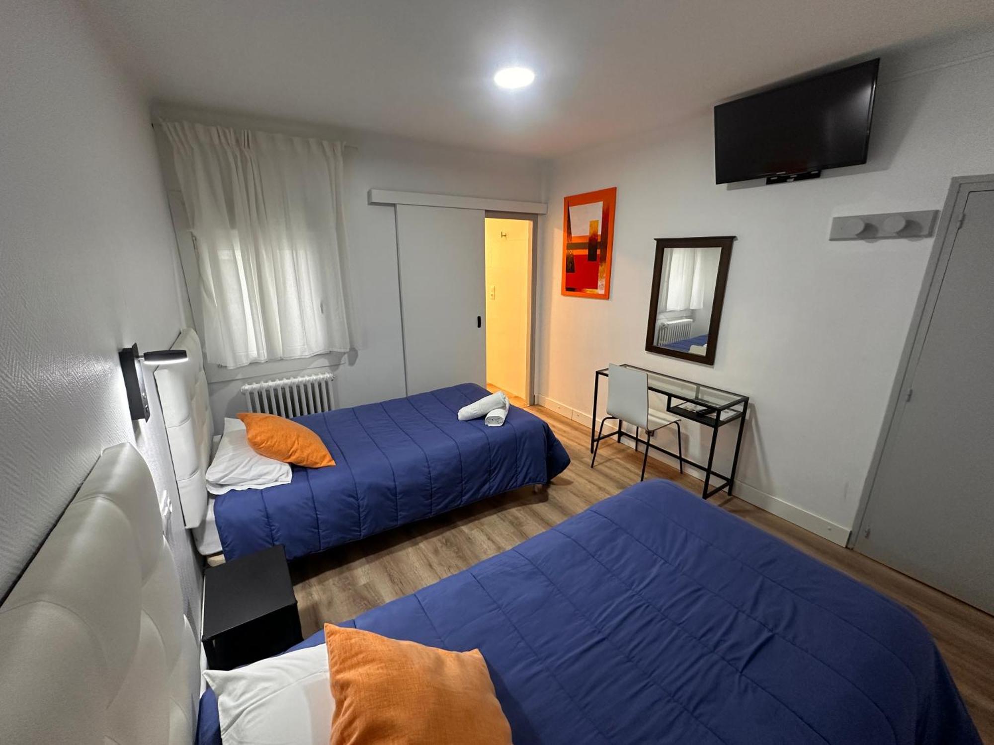 Hostal Ars Puigcerdà Zewnętrze zdjęcie