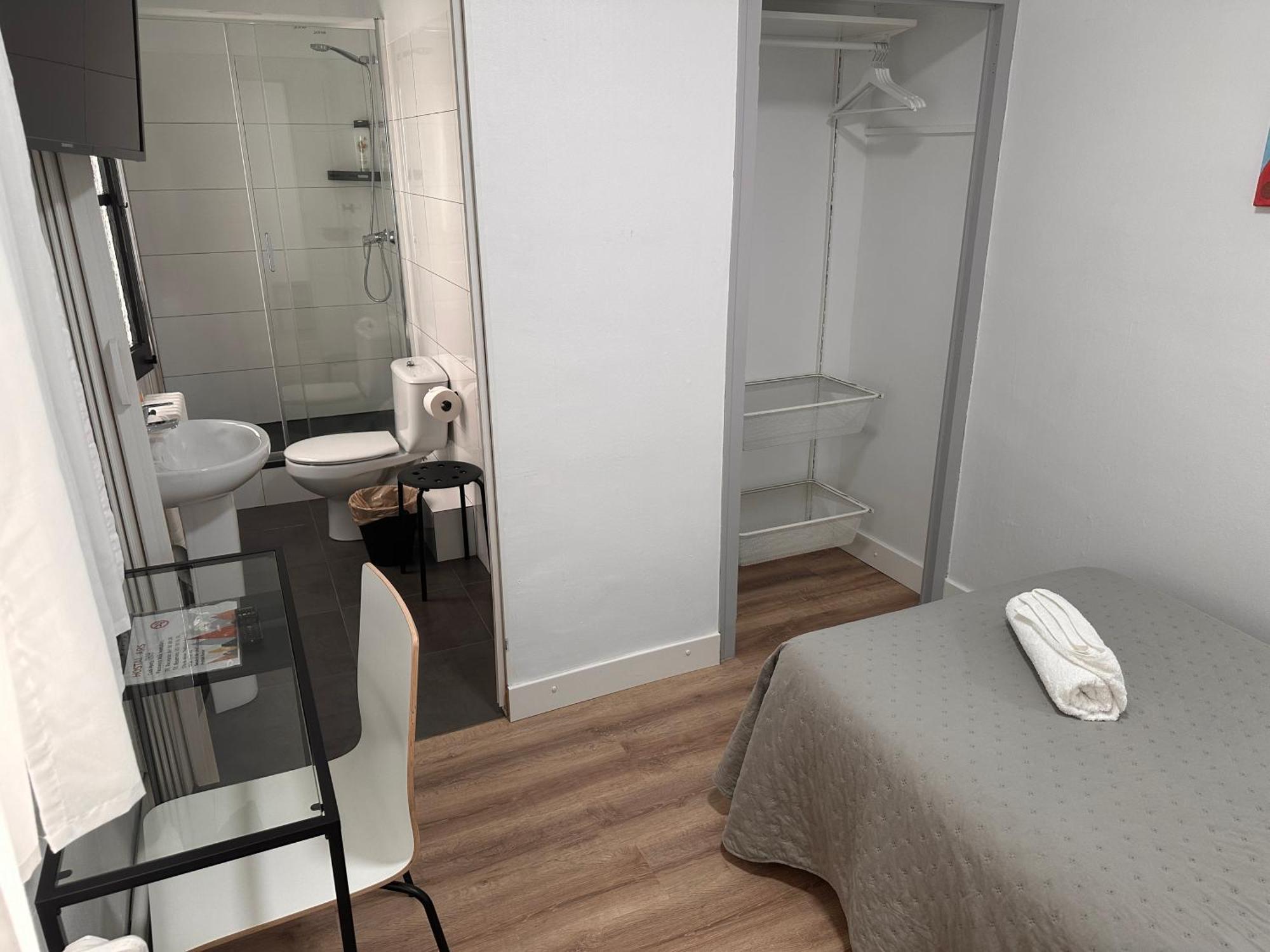 Hostal Ars Puigcerdà Zewnętrze zdjęcie